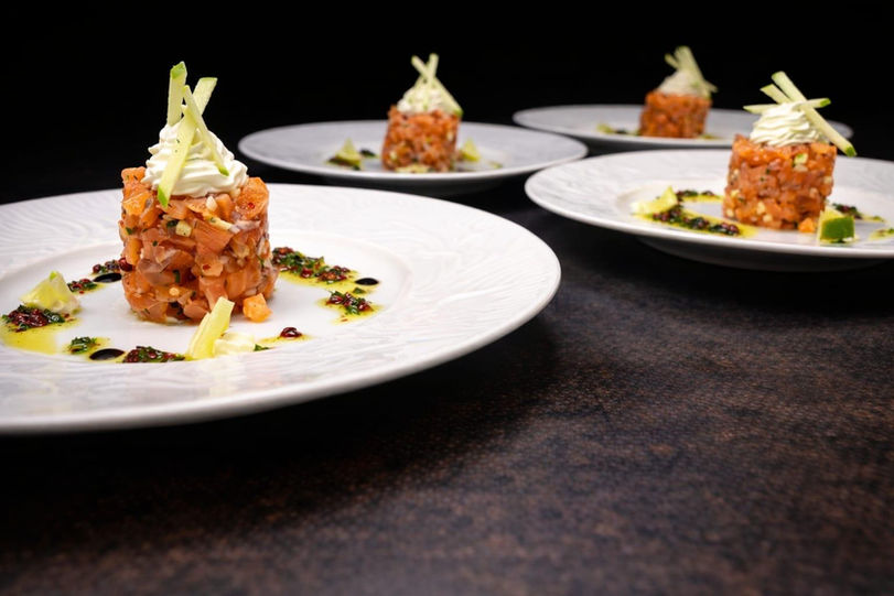 Entrée : Duo tartare Saumon fumée et Gravlax