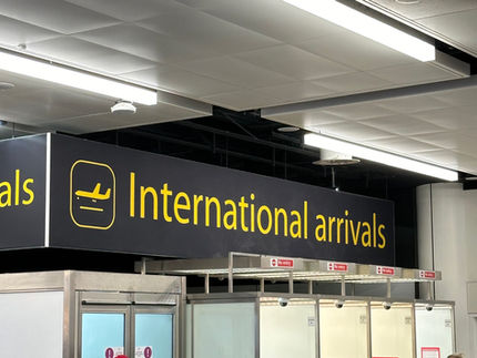 Gatwick Airport to Beaulieu Private Hire Taxi Transfers