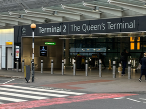 Milford on Sea to Heathrow Airport Private Hire Minibus Taxi Transfers