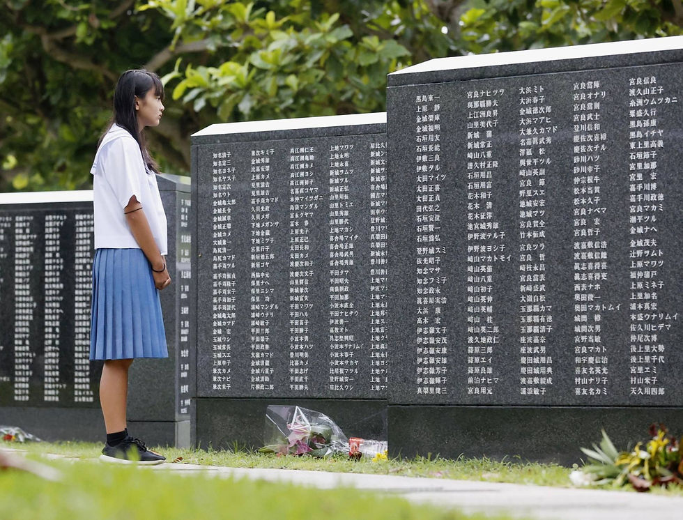 Minnesmärke på Okinawa.
