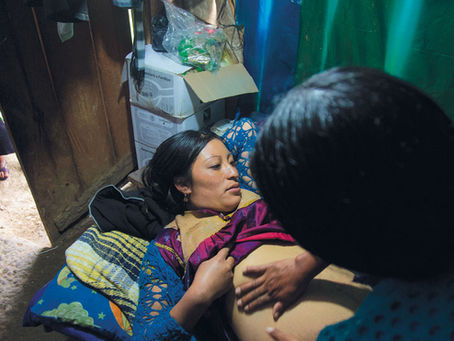 Atención Art Talks: Renowned Photojournalist Of San Miguel, Fostering Understanding