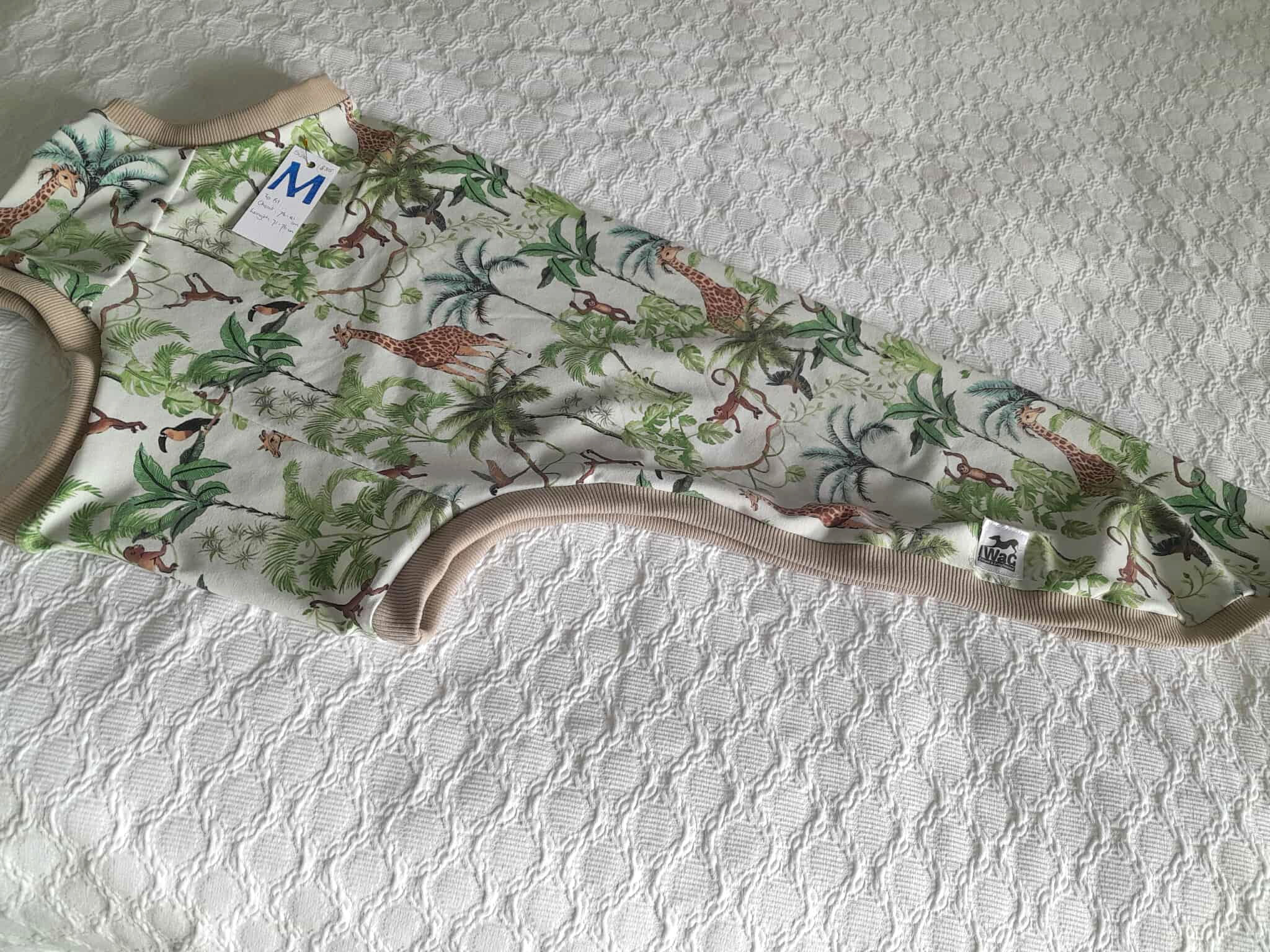 Jungle Vibe lightweight tank top - MEDIUM