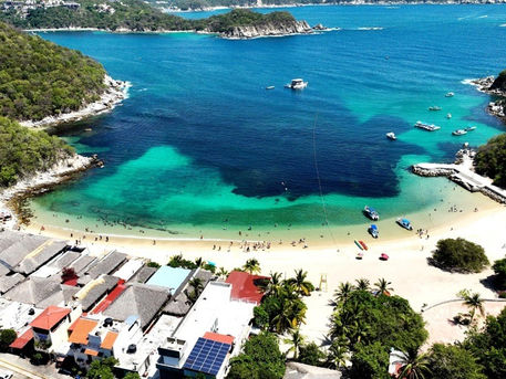 Recibe playa La Entrega reconocimiento como una de las mejores de México