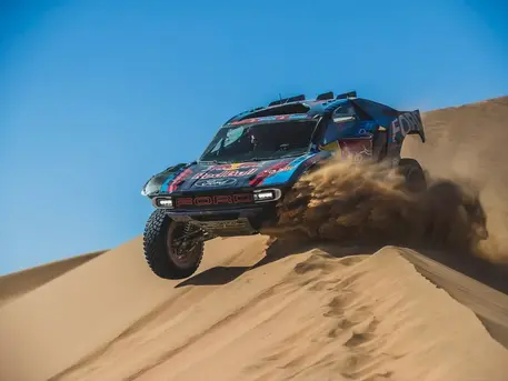 Se complican las cosas para los favoritos: Resumen del Dakar - etapa 2