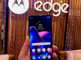 Motorola Edge (2022) review: a minor update