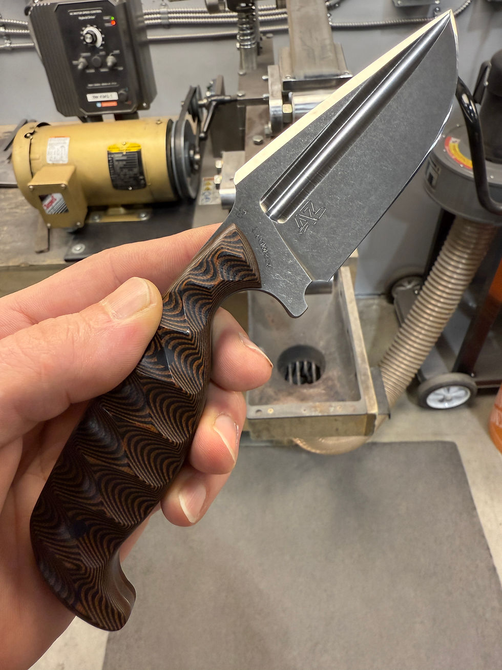 Thumbnail: CPM CRU-WEAR Defender with Polished Fuller