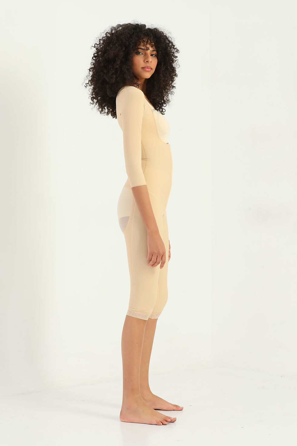 الصورة المصغرة: LP 216 Post - Surgical Compression Garment For BBL Fat Transfer Below The Knee