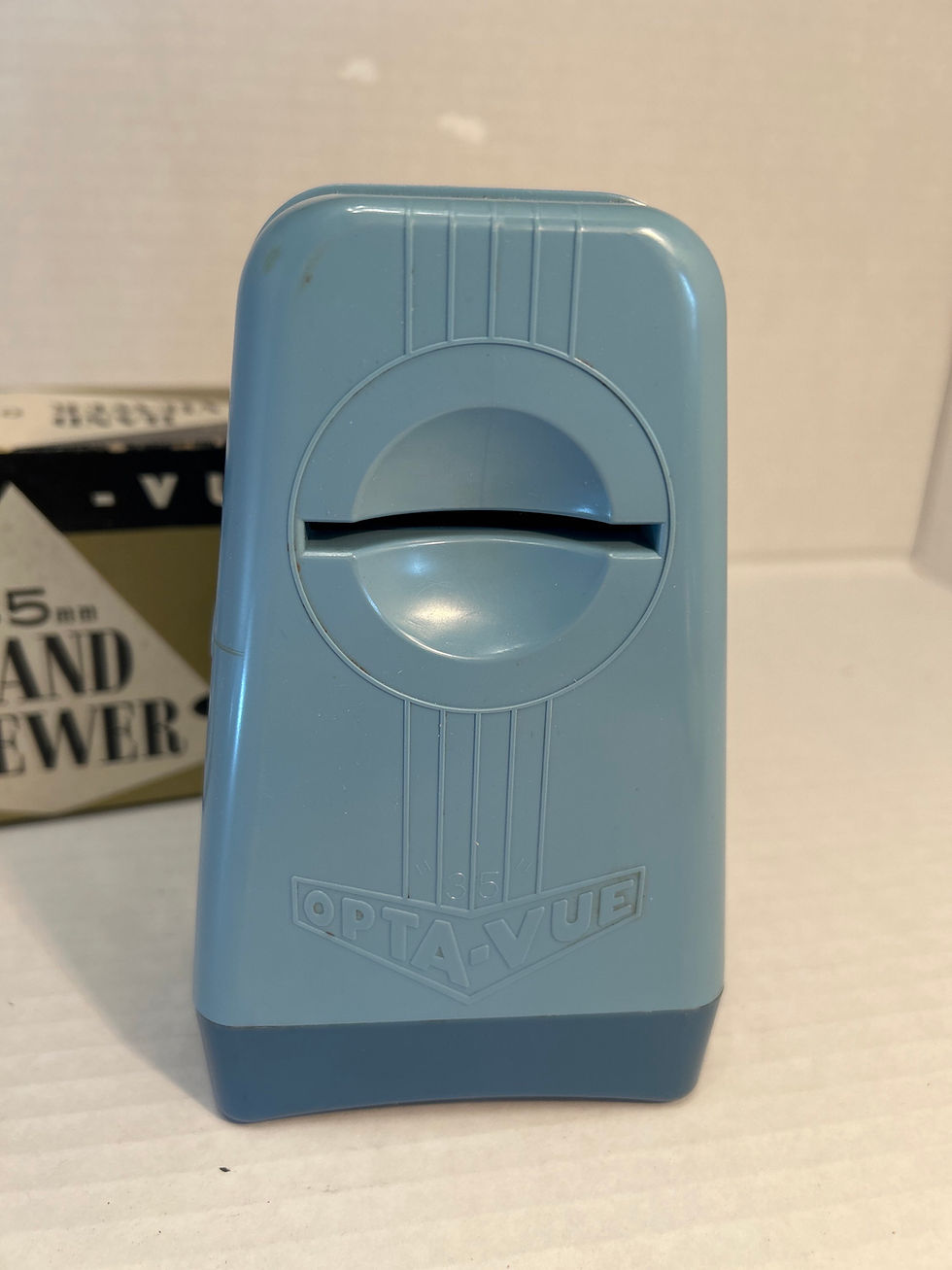 Thumbnail: Vintage Optavue (Opta-Vue) 35mm hand viewer in original box
