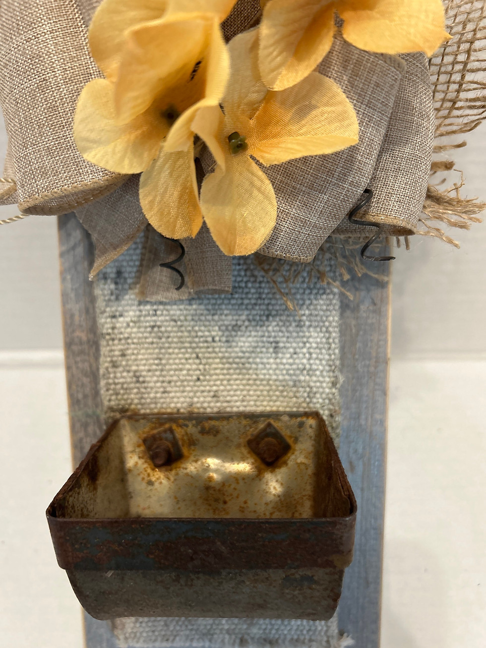 Thumbnail: Grain tin wood craft