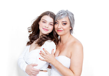 LAETITIA PHOTOGRAPHY mother and daughter