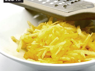 Grated Apple To Settle Your Stomach