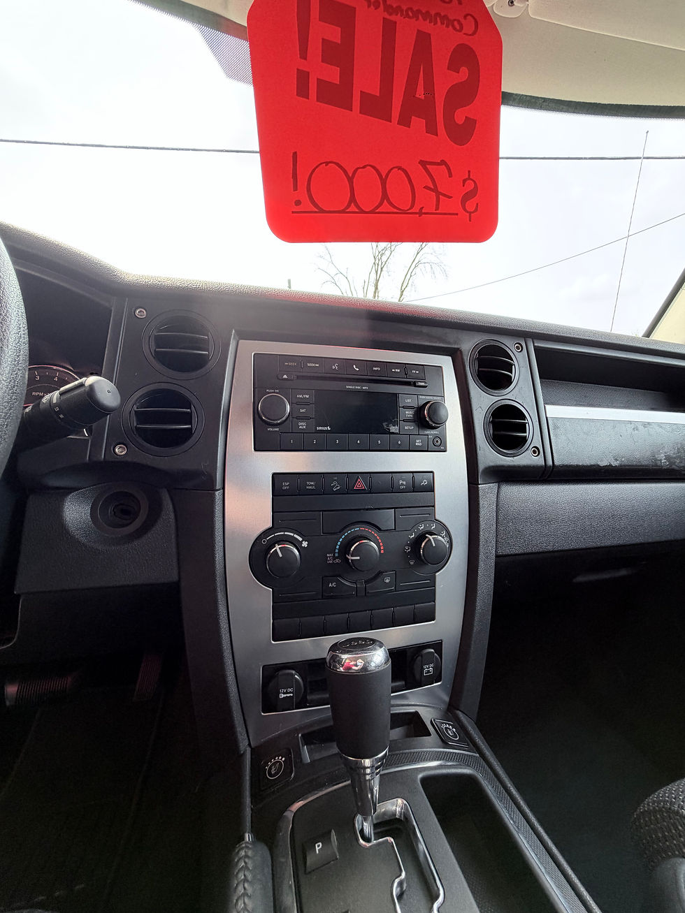 Thumbnail: 2010 jeep commander