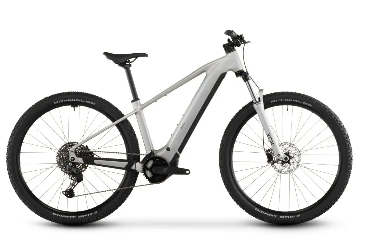 Cube Reaction Hybrid ONE 800