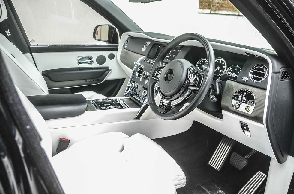 Thumbnail: Rolls Royce Cullinan Hire - Wedding Car Rental