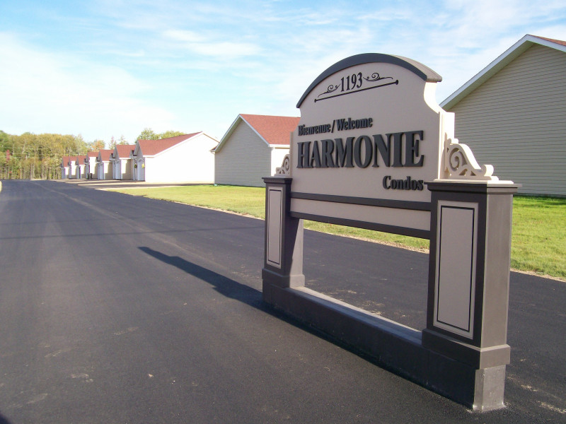 Photos Harmony Condos