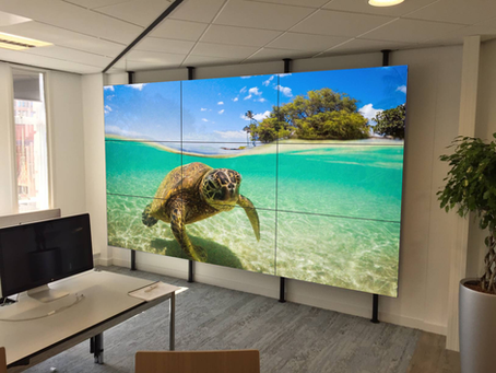 Why LCD Videowalls are sometimes the better solution than Direct View LED