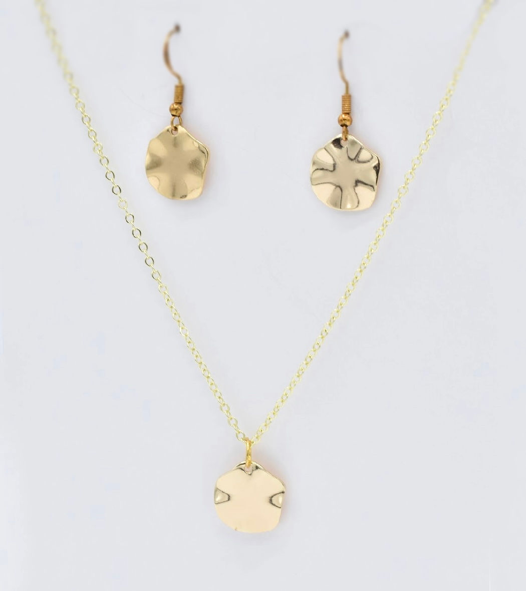 Gold Round Charm Set