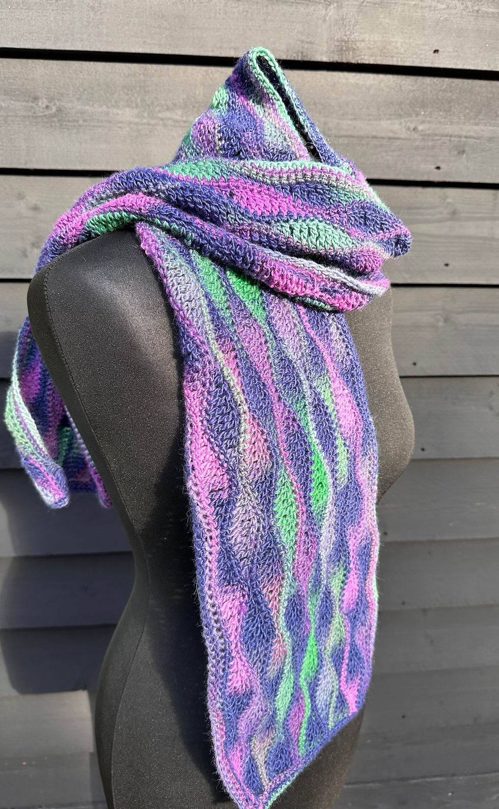 Thumbnail: 'Gentles Waves' scarf & gloves SET