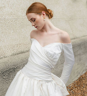 Vintage Vera Wang Wedding Dresses | Vionnette Vintage Bridal Couture Vintage Vera Wang Wedding Dresses | Vionnette Vintage Bridal Couture