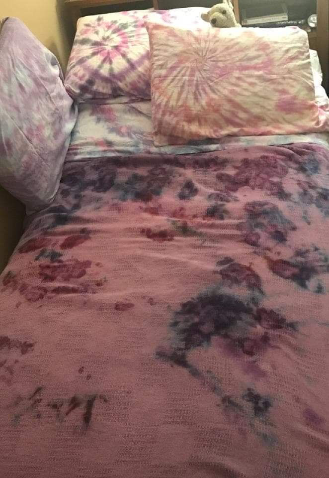 Thumbnail:  fitted sheet and a pillow case for $25

