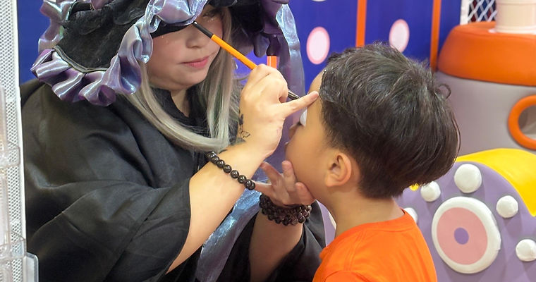 Face painting for children's birthday party