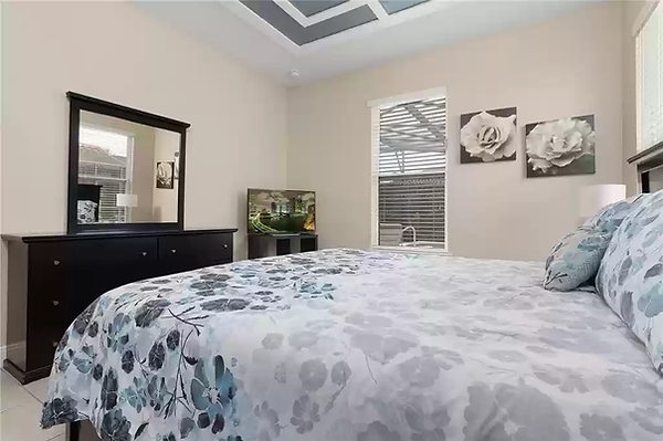 Bed 8.webp