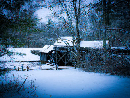 Winter Magic in the Blue Ridge: A Cozy Escape to Moonlight Manor
