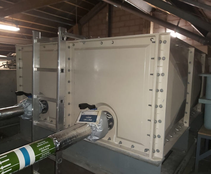 Sectional water tank in a hospital.