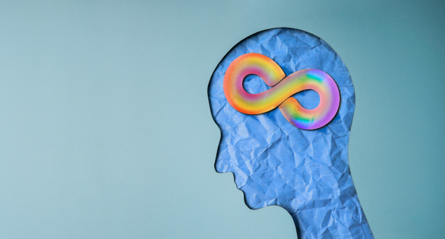 Diagrama del eje cerebro-intestino en el autismo, mostrando cómo la neuroinflamación cerebral causa permeabilidad intestinal y disbiosis, creando un ciclo de retroalimentación.