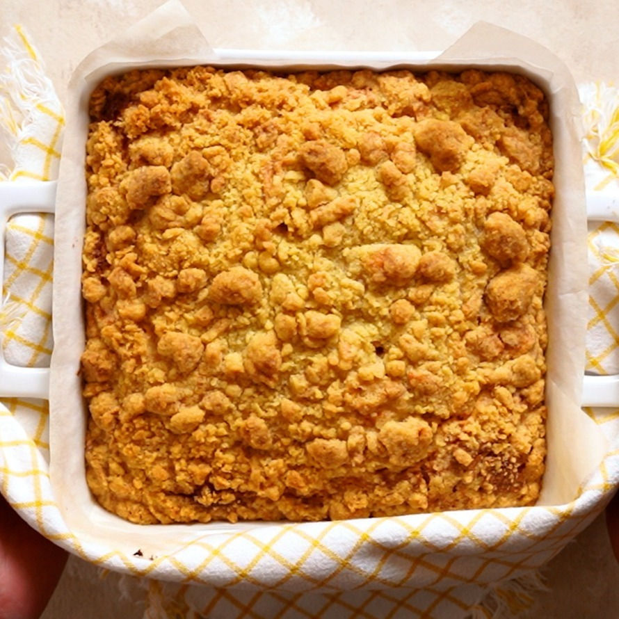 Lemon Crumble Cake