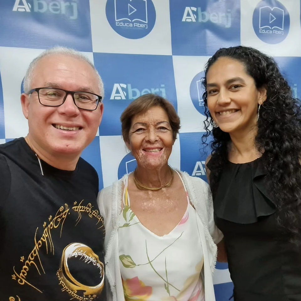 Com Ângela e Juliana Garcia