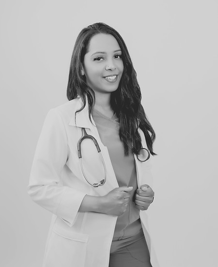 Carole Revel, infirmière libérale et partenaire de la Clinique Hypnol, spécialisée en soins podologiques et soins à domicile.