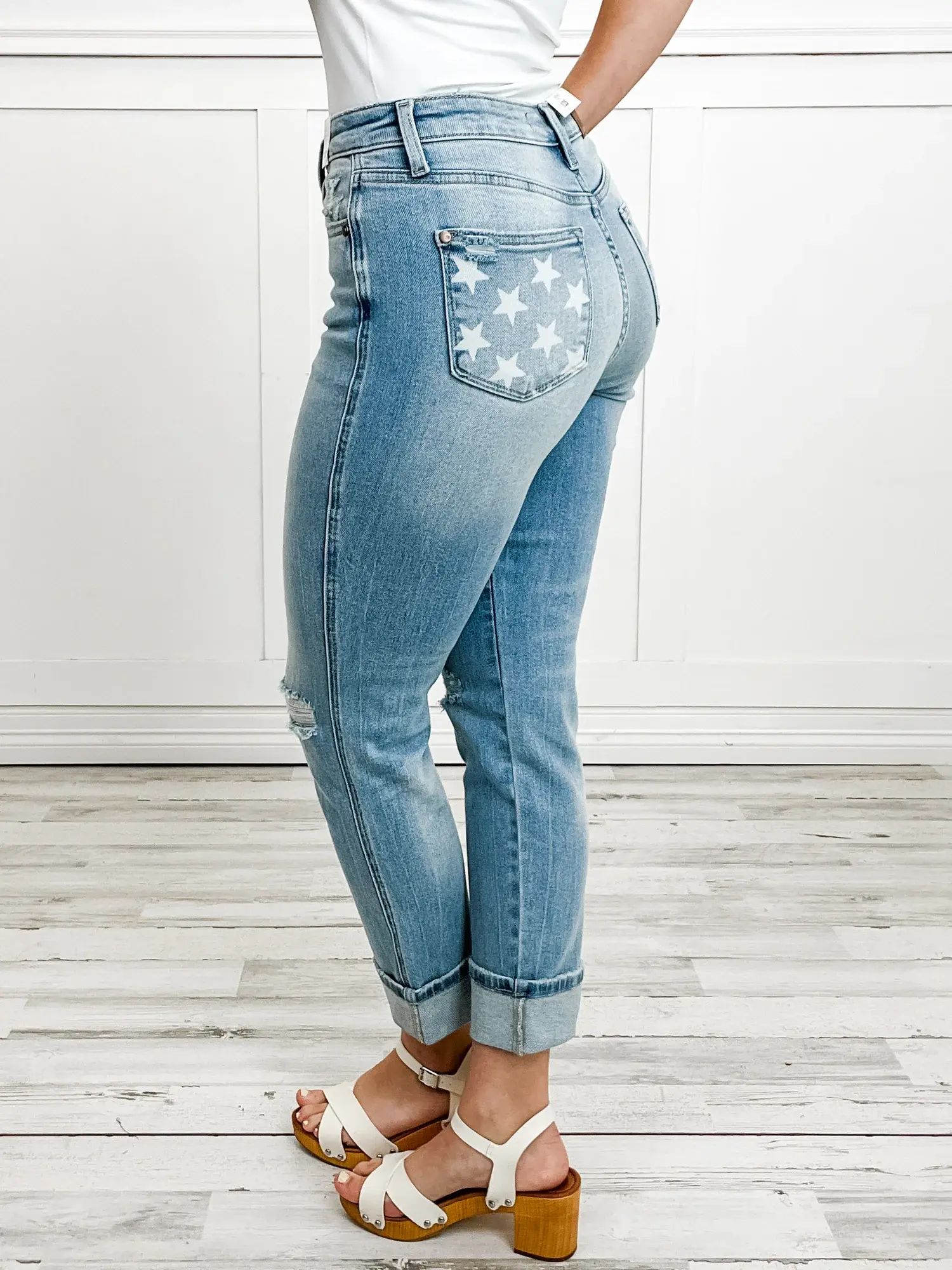 Judy Blue Mid Rise Americana Flag capris