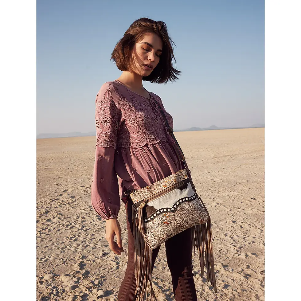 APPLE LEATHER & HAIRON BAG