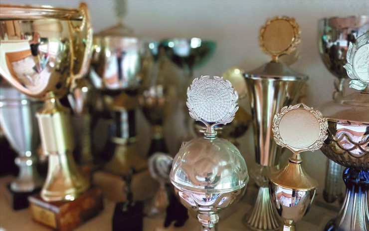 Pokale des TSV Weipoltshausen.
Fußball Lohra.