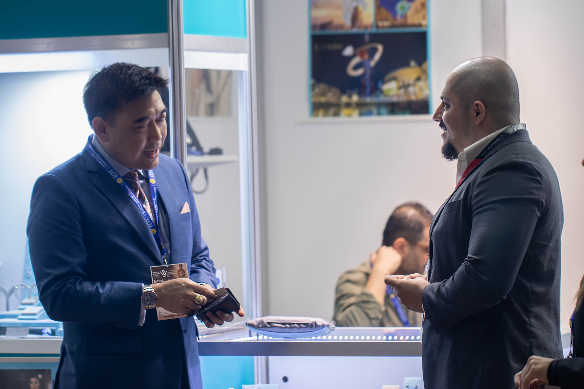 Thailand Ministry of Commerce, DITP Director with Mr. Fares D. Alahmar at Sharjah Jewellery Show