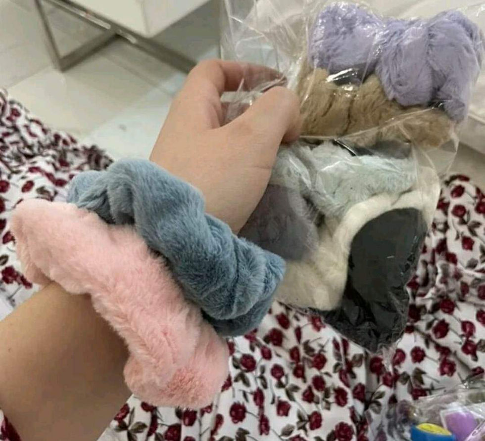Thumbnail: Plush Textured Scrunchies 🧸