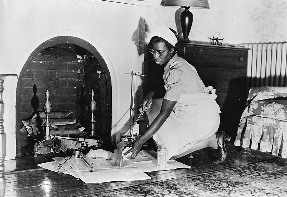 Maid_cleaning_fireplace_fsa_8e04227.jpg