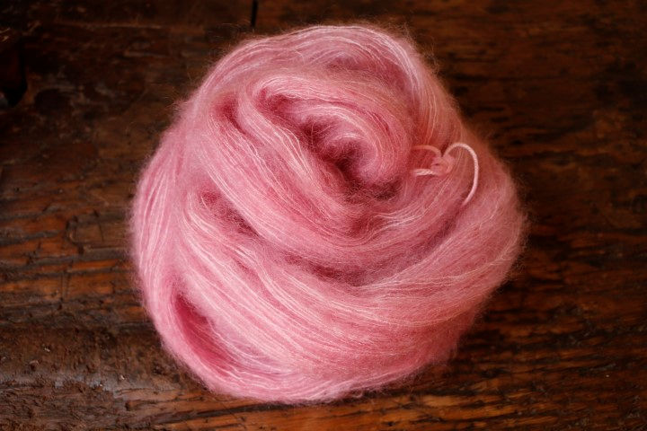 サムネイル： Awabenifuji  最高の手触り　Silk Mohair