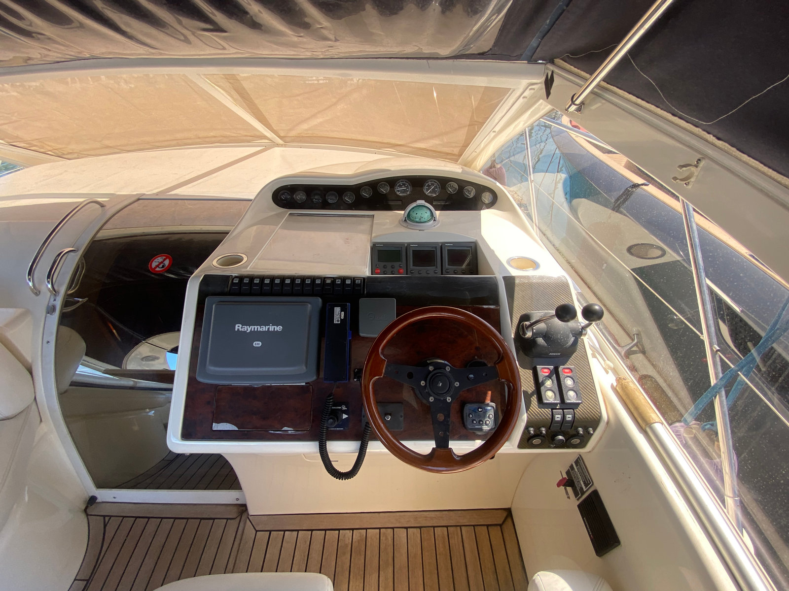 Princess V42 · 2001 en venta en Liguria y Génova — foto 8