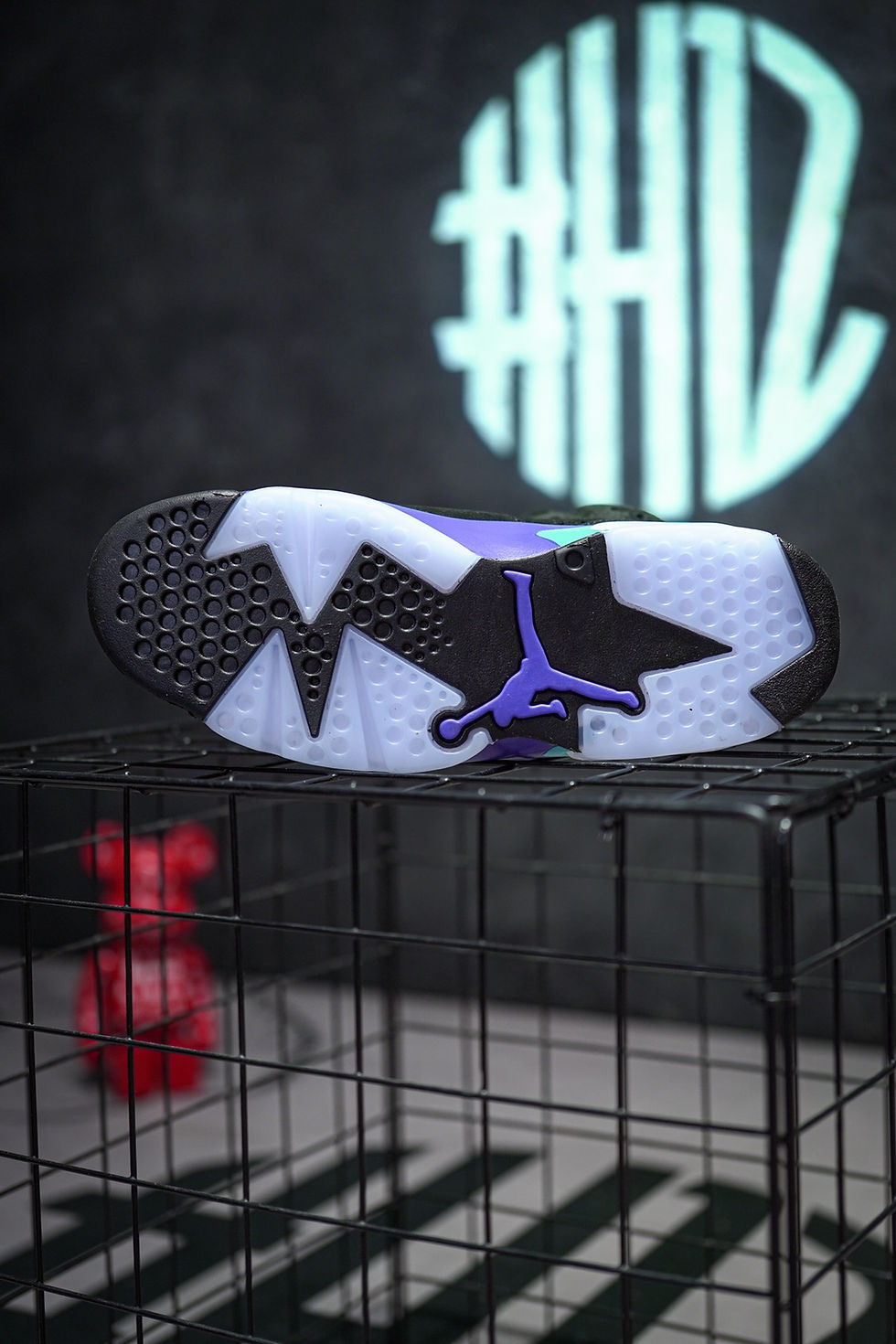 Thumbnail: Jordan 6 Retro Aqua