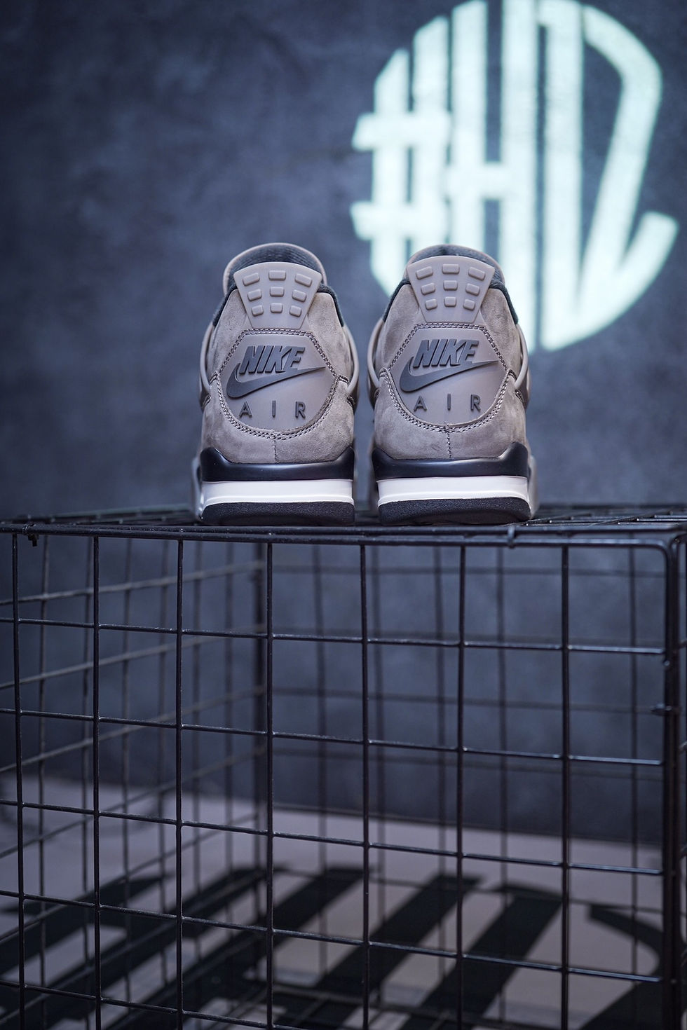 Thumbnail: Jordan 4 Retro Cave Stone