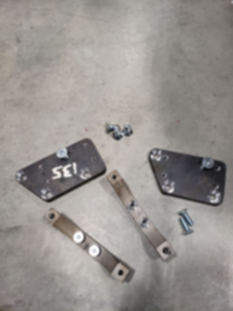 OM617 A/C Bracket for Toyota 3VZ-E/22RE Compressor