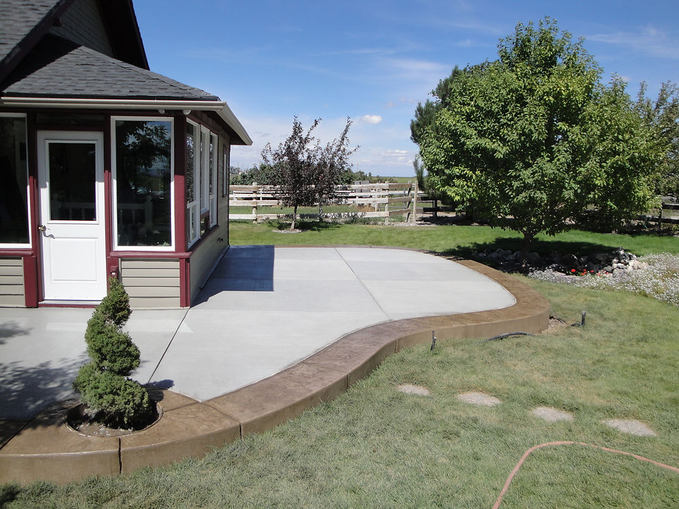 border patio2