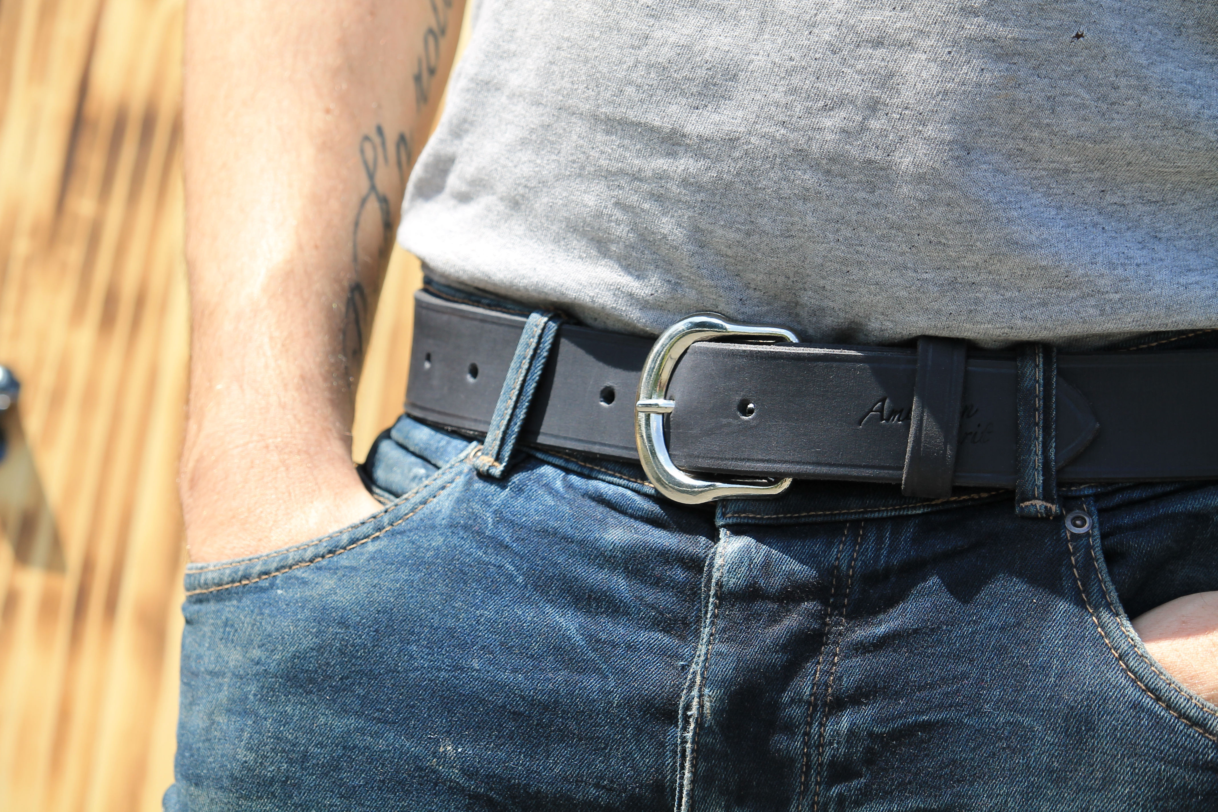 Ceinture du quotidien , robuste et sobre