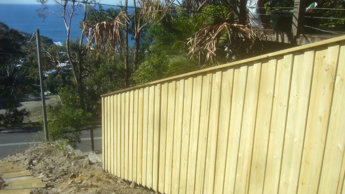 Timber Fencing Timber Fence Price Fencing Contractors Sydney