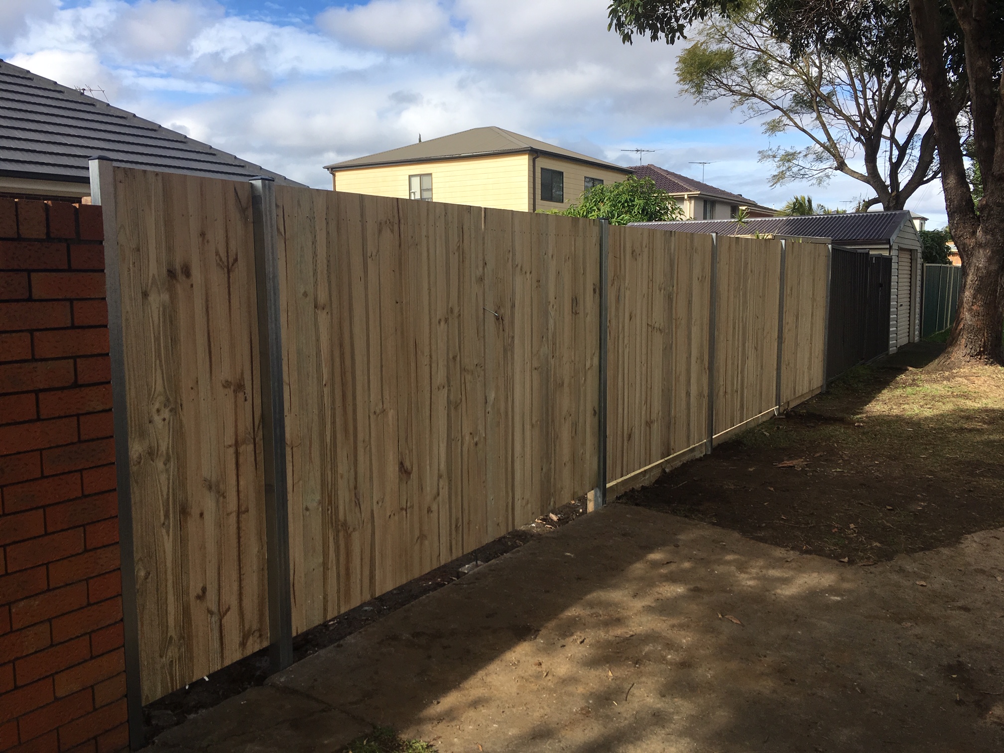 Timber Fencing Timber Fence Price Fencing Contractors Sydney