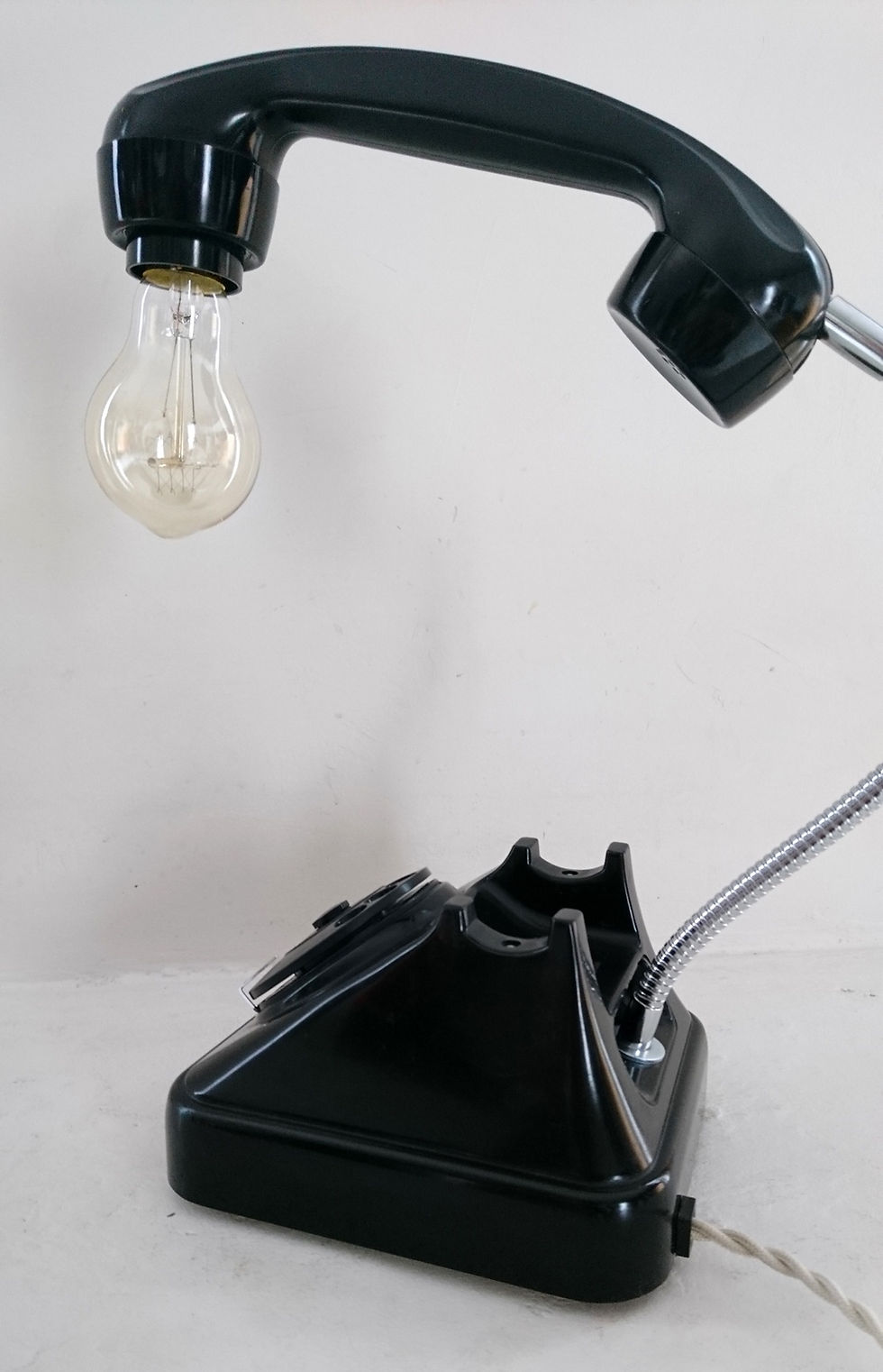 Thumbnail: Retro Telephone Lamp 50