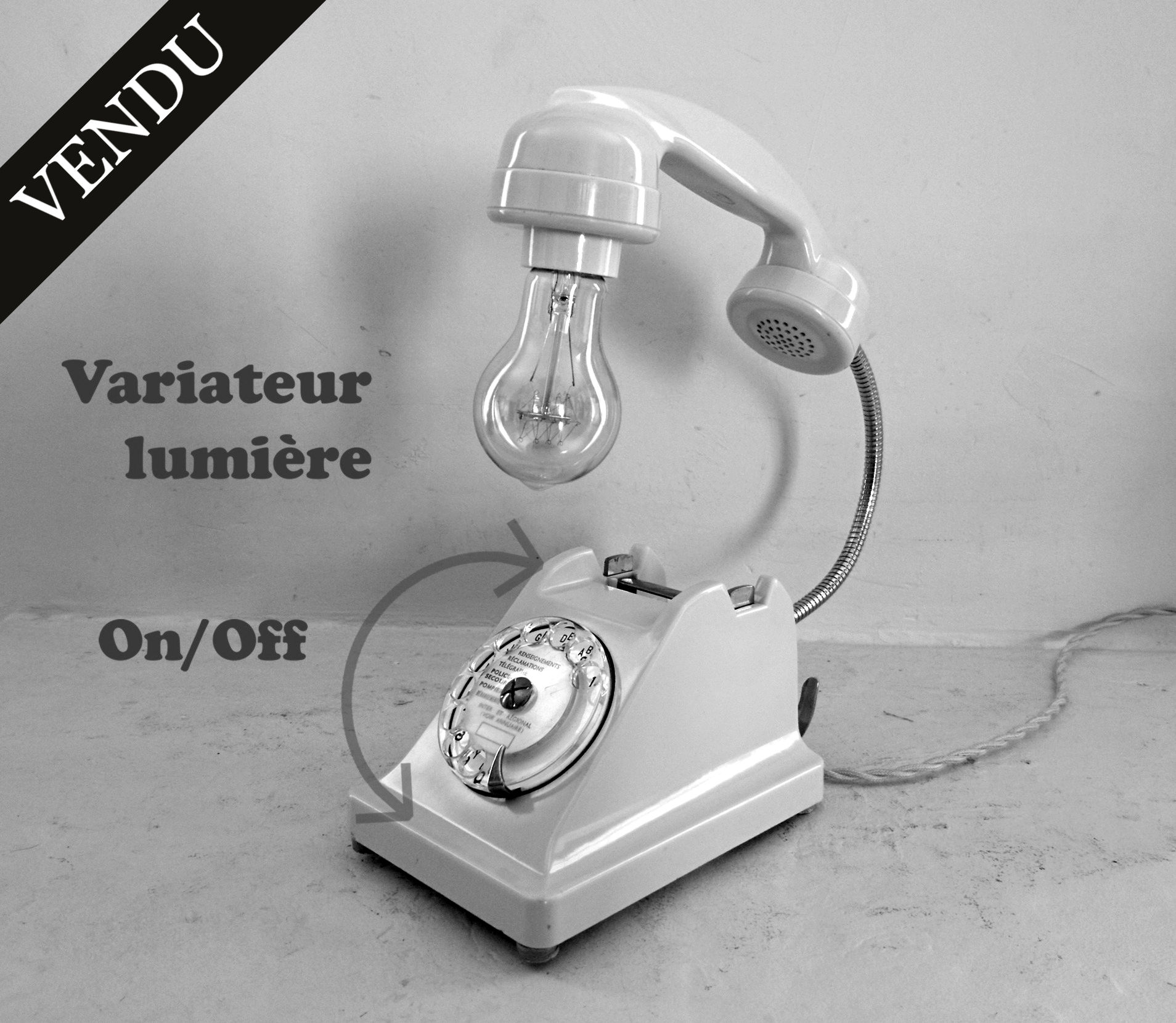 Lampe Téléphone Rétro U43