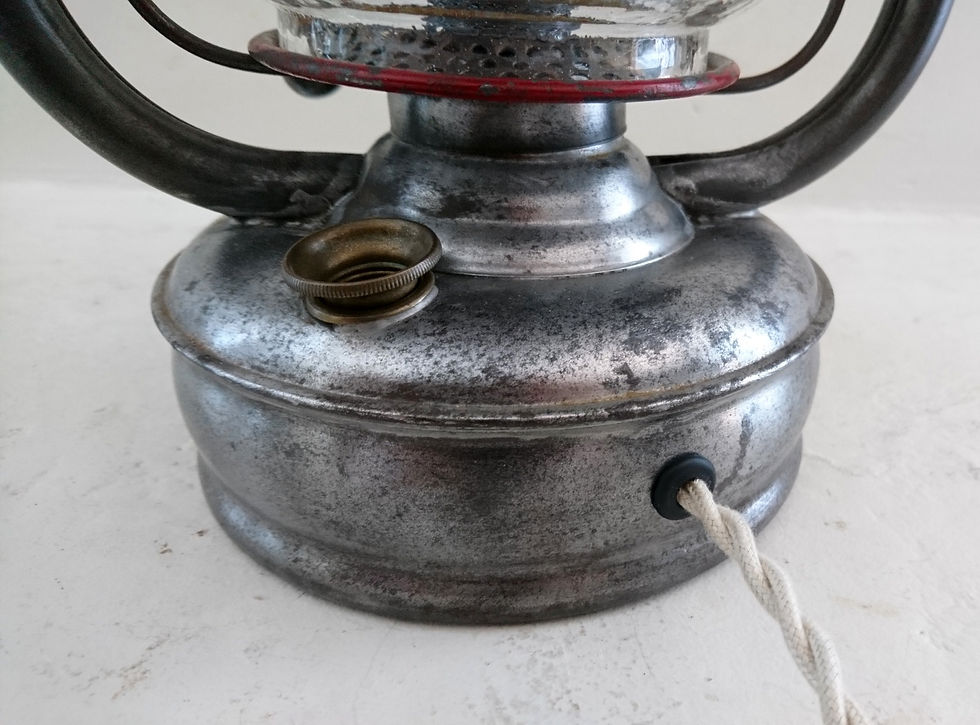 Miniature : Ancienne Lampe Tempête "La Parisienne"